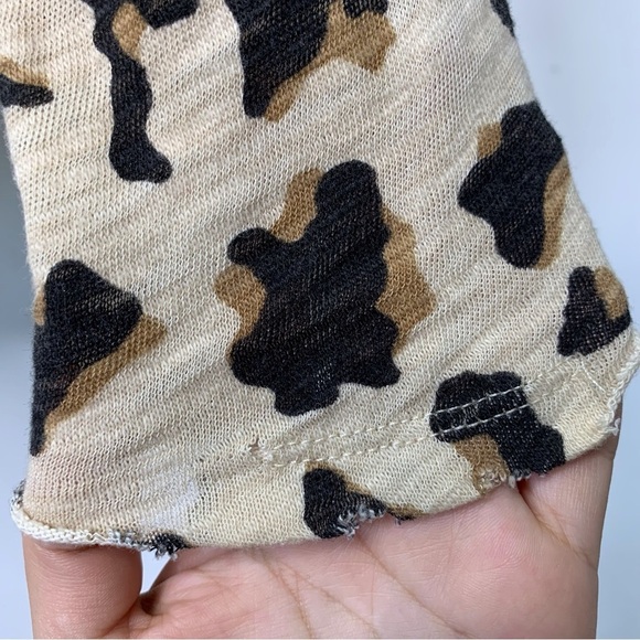 ATM Women's Natural Mixed Leopard Long Sleeve Tee Silver Pavement Size Medium - Picture 7 of 16